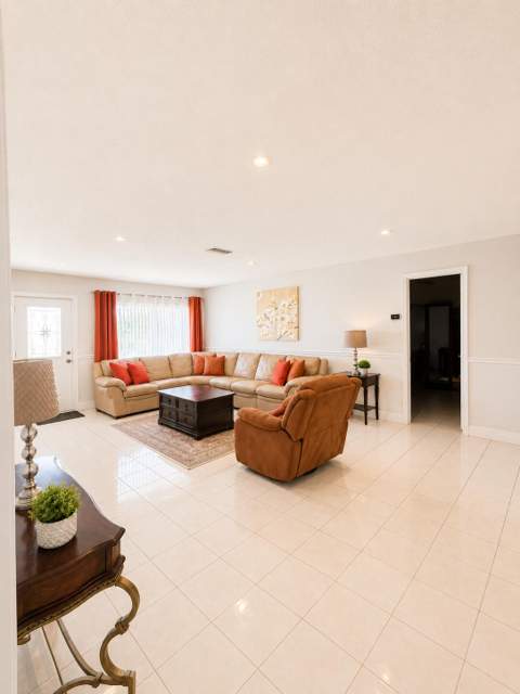 10720 NW 26th Place, Sunrise FL - photo 6 of 30