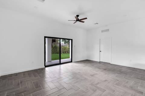 867 NW 27th Terrace, Fort Lauderdale FL - photo 8 of 32