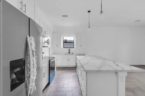 867 NW 27th Terrace, Fort Lauderdale FL - photo 13 of 32