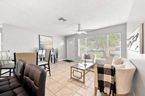 2610 NE 8th Avenue, Pompano Beach FL - photo 6 of 39