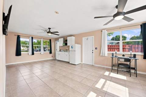 2610 NE 8th Avenue, Pompano Beach FL - photo 17 of 39