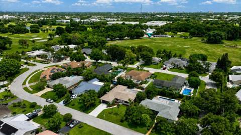 630 West Drive, Delray Beach FL - photo 8 of 9