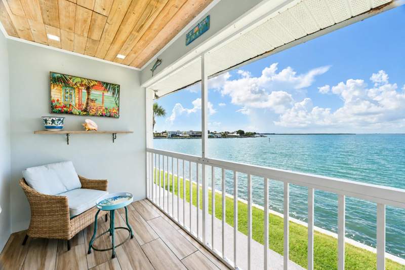 2 bedroom Condominium at 1177 Bayshore Drive #207, Colonnades Condominium No 2, Fort Pierce — photo 2