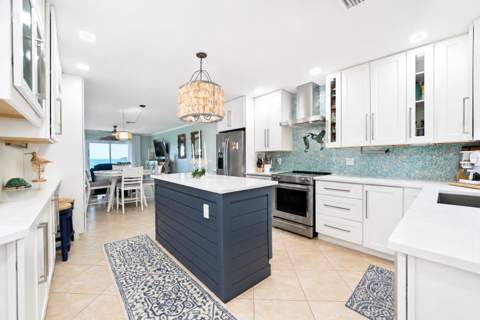 1177 Bayshore Drive #207, Fort Pierce FL - photo 8 of 30