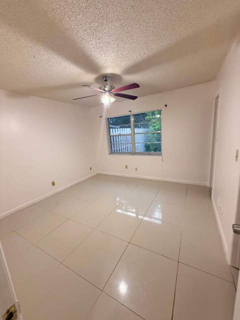 23 Chelsea Lane, Boynton Beach FL - photo 14 of 32