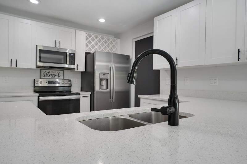 4 bedroom Single Family Residence at 230 Ponce De Leon Street, La Mancha 3, Royal Palm Beach — photo 3