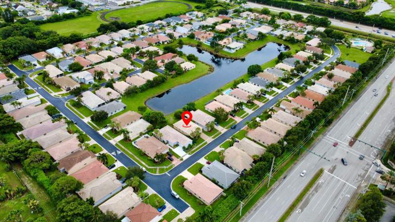 3 bedroom Single Family Residence at 10788 Fillmore Drive, Madison Lakes, Boynton Beach — photo 2