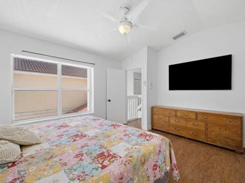 7098 Burgess Drive, Lake Worth FL - photo 22 of 46