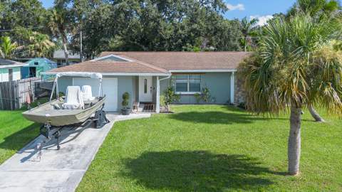 7506 Kenwood Road, Fort Pierce FL - photo 19 of 26
