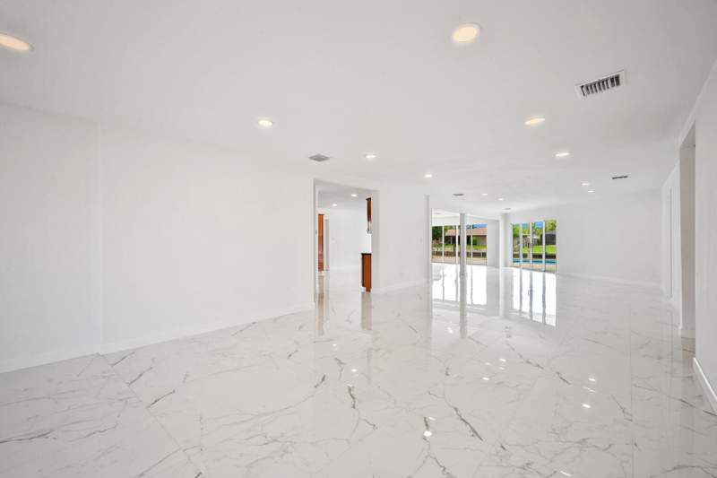 4 bedroom Single Family Residence at 1718 Rio Vista Drive, Surfside Unit 2, Fort Pierce — photo 5
