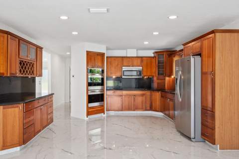 1718 Rio Vista Drive, Fort Pierce FL - photo 8 of 24