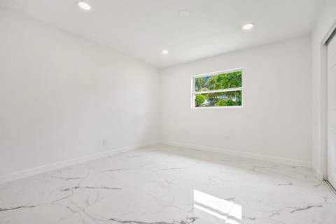 1718 Rio Vista Drive, Fort Pierce FL - photo 15 of 24