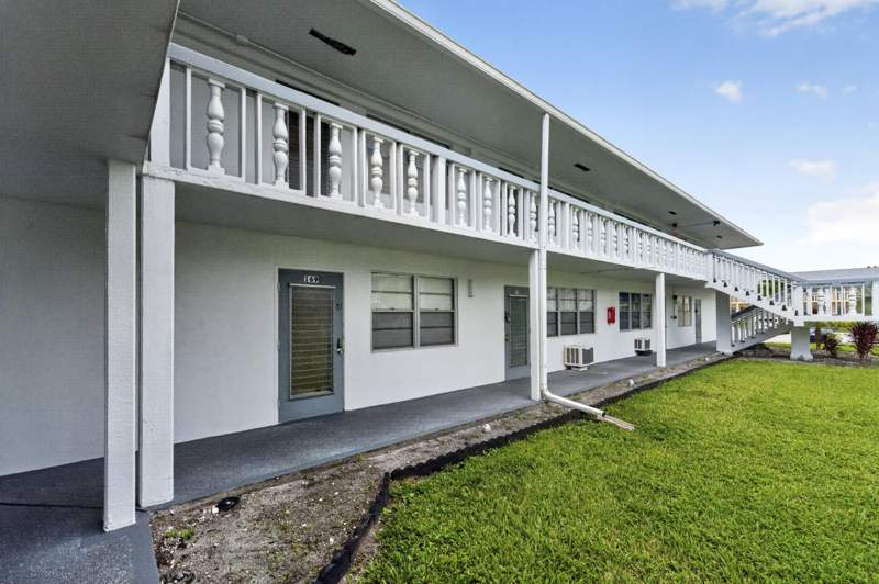 2 bedroom Condominium at 169 Westbury J #169, Westbury J Condo, Deerfield Beach — photo 3