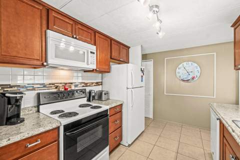8350 E Club Road, Boca Raton FL - photo 6 of 37