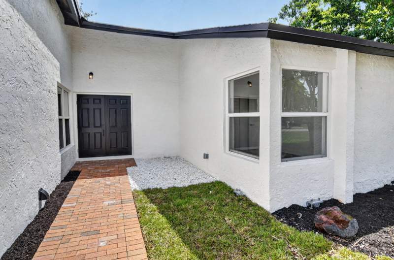 3 bedroom Single Family Residence at 386 NW 40th Terrace, Villages Of Hillsboro Sec 1, Deerfield Beach — photo 5
