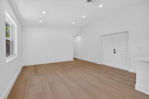 386 NW 40th Terrace, Deerfield Beach FL - photo 10 of 55