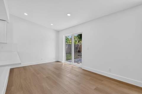 386 NW 40th Terrace, Deerfield Beach FL - photo 12 of 55