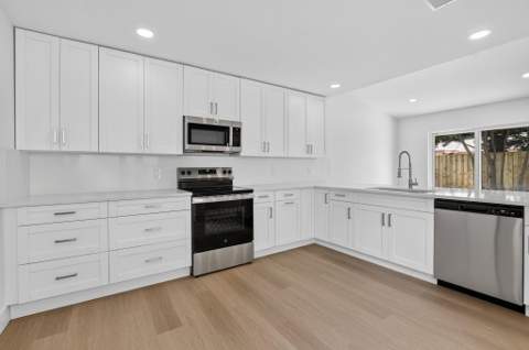 386 NW 40th Terrace, Deerfield Beach FL - photo 18 of 55