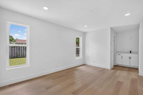 386 NW 40th Terrace, Deerfield Beach FL - photo 21 of 55