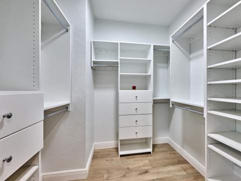 2401 NW 7th Street, Boynton Beach FL - photo 12 of 31