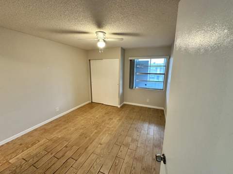811 Flanders Q, Delray Beach FL - photo 9 of 36