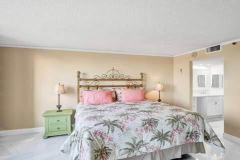 5951 Wellesley Park Drive #405, Boca Raton FL - photo 21 of 38