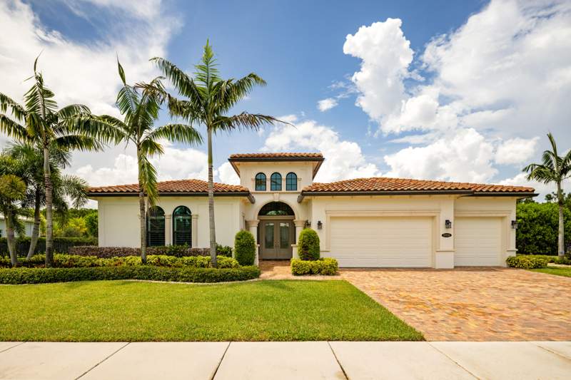 4 bedroom Single Family Residence at 19998 SE Gallberry Drive, Pennock Preserve (Aka Prado), Jupiter — photo 2