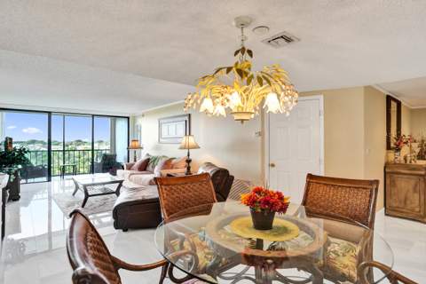 5951 Wellesley Park Drive #405, Boca Raton FL - photo 12 of 38