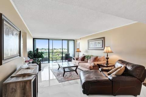 5951 Wellesley Park Drive #405, Boca Raton FL - photo 18 of 38