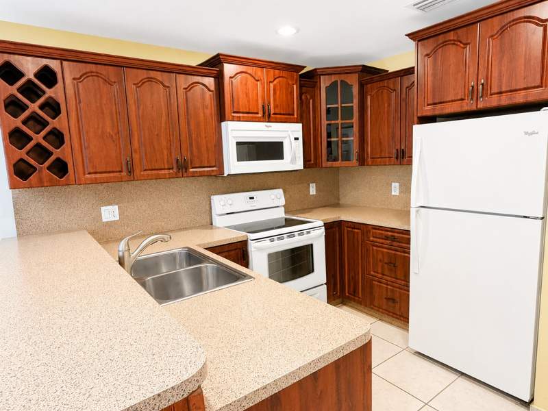 2 bedroom Townhouse at 2035 Winners Circle, Rock Island Land Corp, North Lauderdale — photo 4