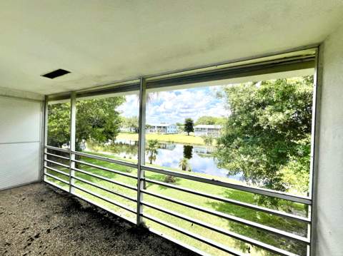 255 Prescott M, Deerfield Beach FL - photo 6 of 9