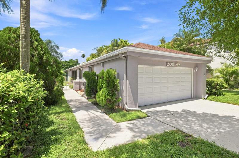 3 bedroom Single Family Residence at 2385 NW 34th Terrace, Lakeview Homes At Centura Parc V, Coconut Creek — photo 4