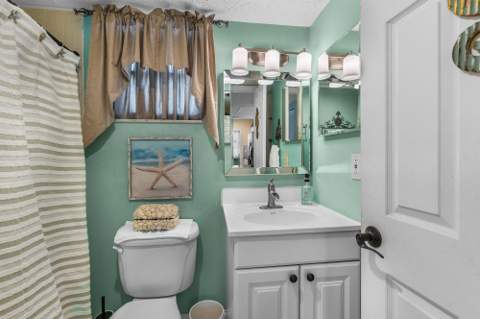 3209 S Lakeview Circle #8202, Hutchinson Island FL - photo 22 of 29