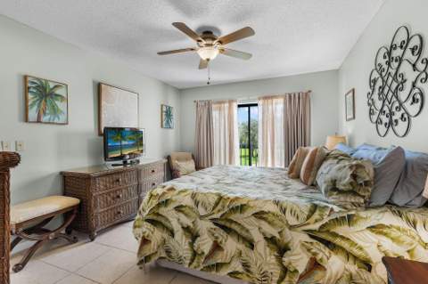3209 S Lakeview Circle #8202, Hutchinson Island FL - photo 20 of 29