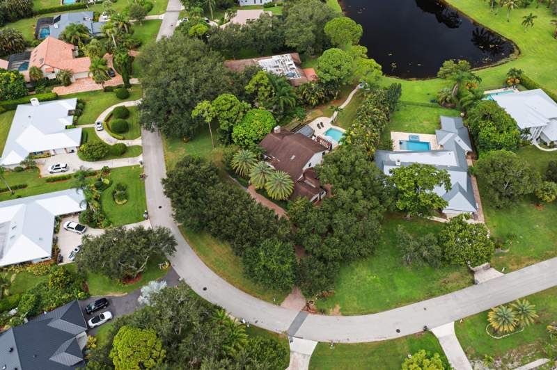 5 bedroom Single Family Residence at 19567 Trails End Terrace, Whispering Trails 2, Jupiter — photo 4