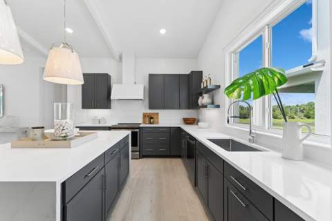 6810 SE Lost Pine Drive, Stuart FL - photo 18 of 28
