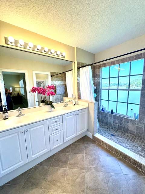 4488 Hickory Drive, Palm Beach Gardens FL - photo 14 of 22