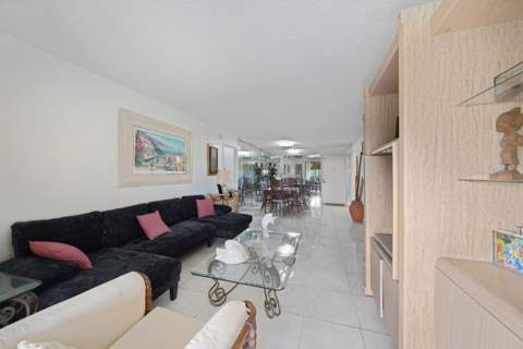 1200 Saint Charles Place #509, Pembroke Pines FL - photo 6 of 34