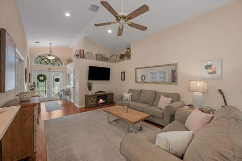 15049 Oak Chase Court, Wellington FL - photo 7 of 30
