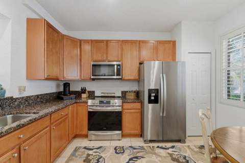 8074 Murano Circle, Palm Beach Gardens FL - photo 13 of 58