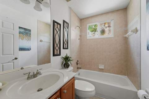 8074 Murano Circle, Palm Beach Gardens FL - photo 21 of 58