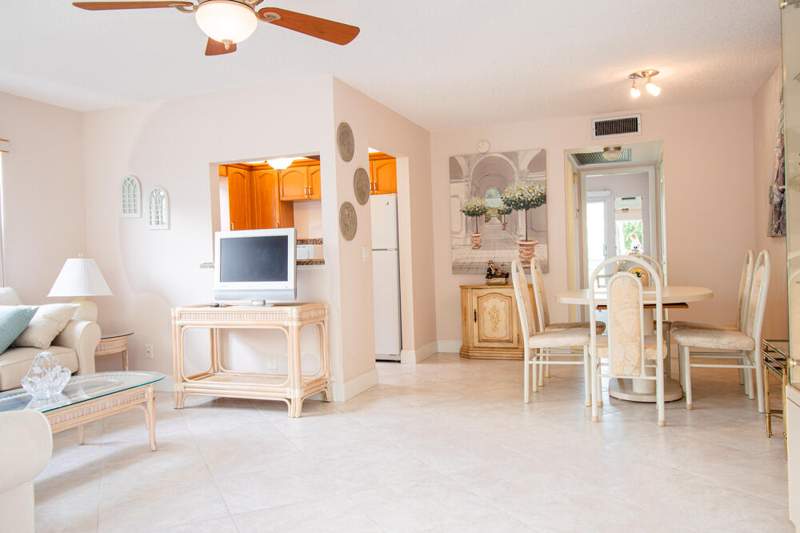 1 bedroom Condominium at 20 Lyndhurst A, Lyndhurst A Condo, Deerfield Beach — photo 2