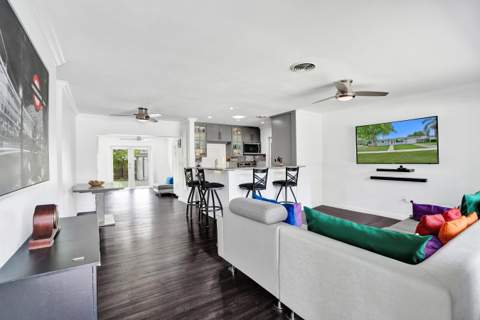 6400 Park Street, Hollywood FL - photo 6 of 24