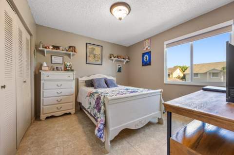 940 SW 96th Avenue, Pembroke Pines FL - photo 21 of 38