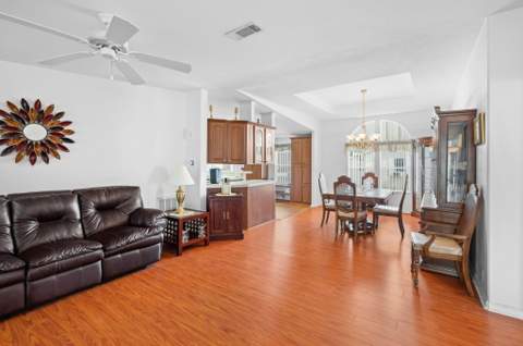 8185 14th Hole Drive, Port St. Lucie FL - photo 9 of 24
