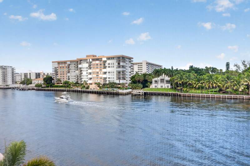 3 bedroom Condominium at 3100 NE 48th Court #409, No 3 Palm-Aire At Coral Key, Lighthouse Point — photo 2