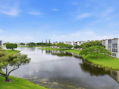3038 Guildford C #3038, Boca Raton FL - photo 18 of 36