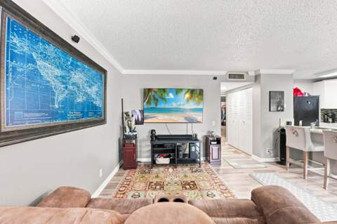 711 Forest Club Drive #119, Wellington FL - photo 8 of 36