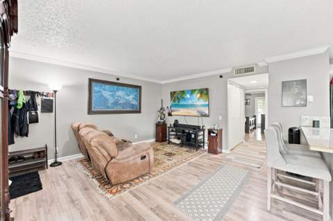711 Forest Club Drive #119, Wellington FL - photo 9 of 36