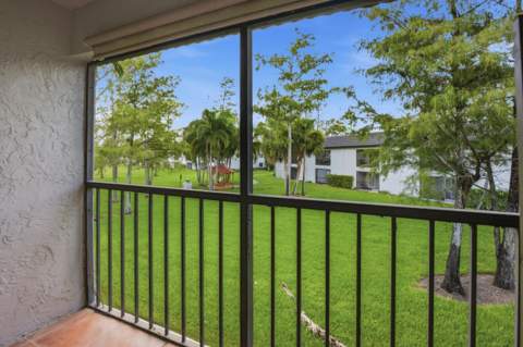 711 Forest Club Drive #119, Wellington FL - photo 21 of 36